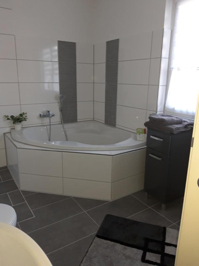 Ferienwohnung Finkenzeller Jever Εξωτερικό φωτογραφία